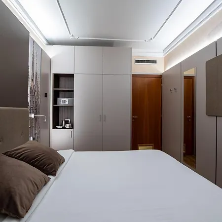 Mythos Szálloda 3*