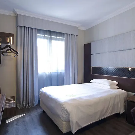 Duo Porta Nuova, A Tribute Portfolio 4* Milano