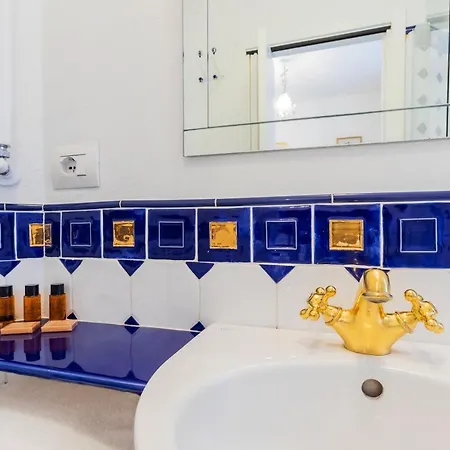 Retreats Duomo アパート ミラノ