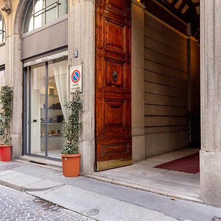 Sweett - Corridoni *