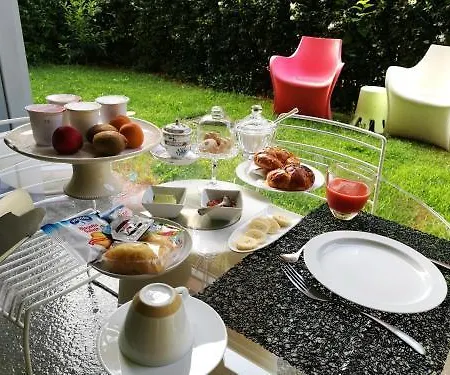 Experience Design Bed&show Bed & Breakfast Milano