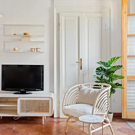Feelings Of Peace And Comfort Near Duomo Appartement Milan
