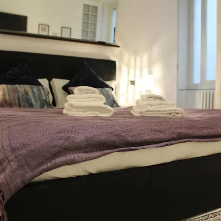 Naviglio81 Bed & Breakfast Milano