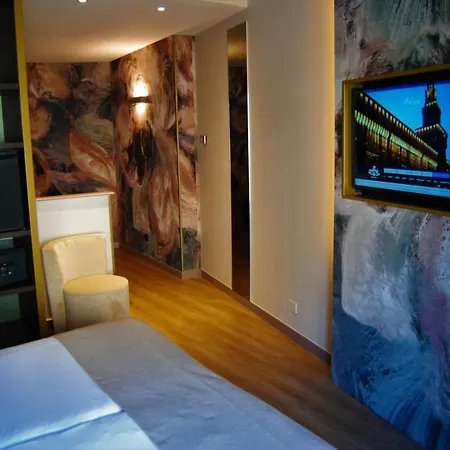 Mokinba King Hotel 4*