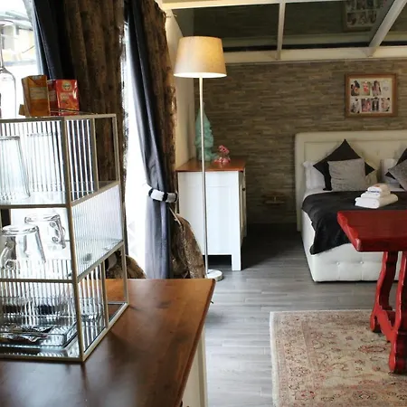 Oda ve Kahvaltı Bb Tortona