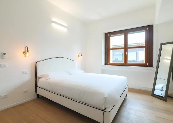 Apartman Contempora - Elegant Urban Retreat In The Heart Of - Brera Milánó