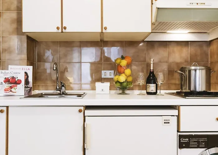 Contempora - Elvezia Park - One Bedroom Apartment E24 * Milánó