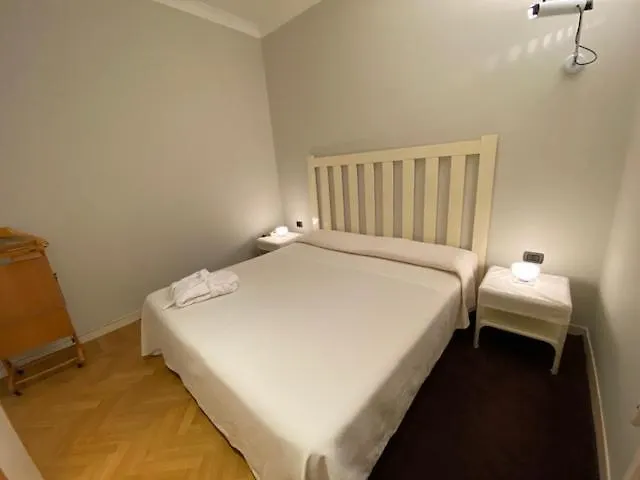 Borgonuovo Uno * מילאנו