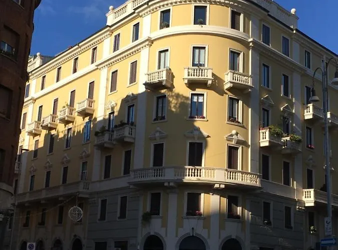 Le Colonne 3* Милан