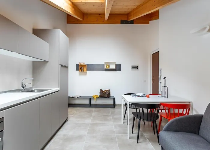 Aurum Pianell 10 Apart Otel