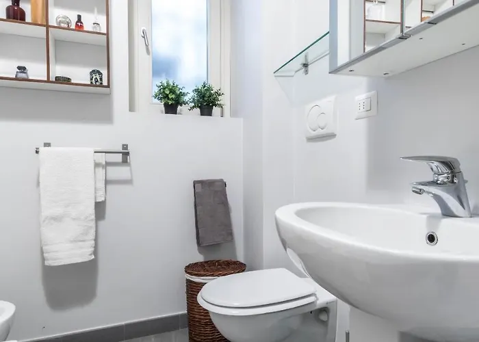 Joivy For 6 With Big Terrace In Centro Storico Апартаменты Милан