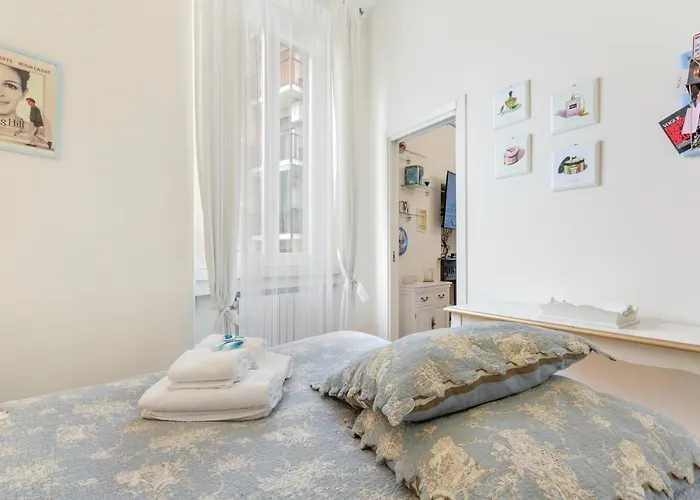 Guesthost - Naviglio Pavese Cosy Daire Milano