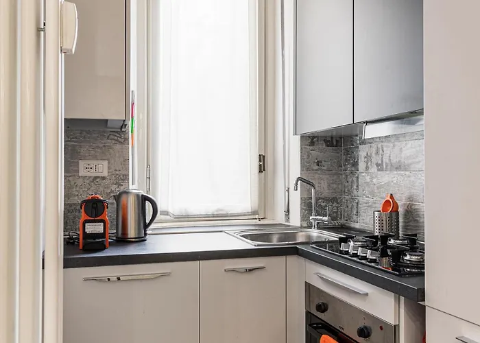 Apartment Hostmate - Milano- Via Filzi - Stazione *
