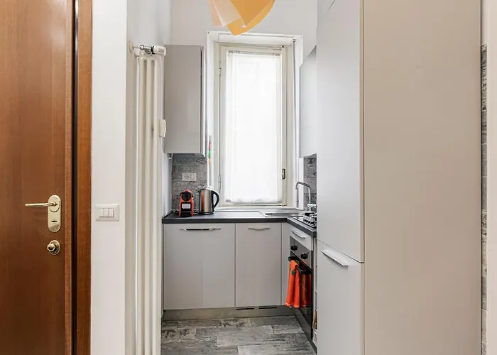 Apartment Hostmate - Milano- Via Filzi - Stazione