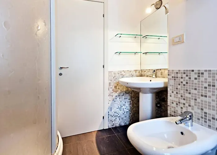 Downtown - The Flat * ميلان