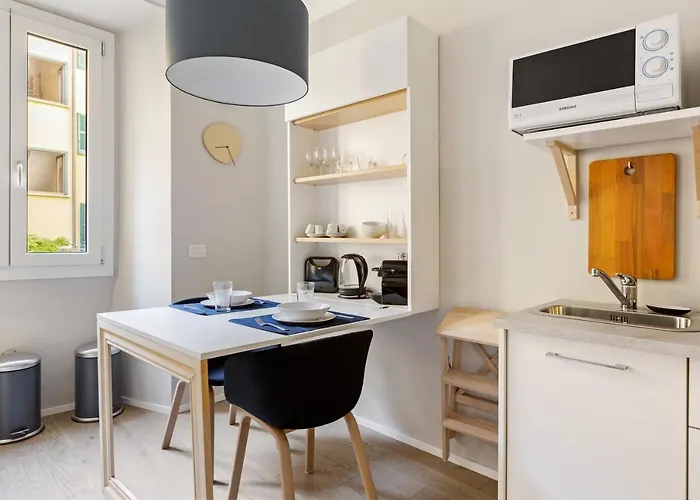 Guesthost - Sempione & Garibaldi Comfy شقة *