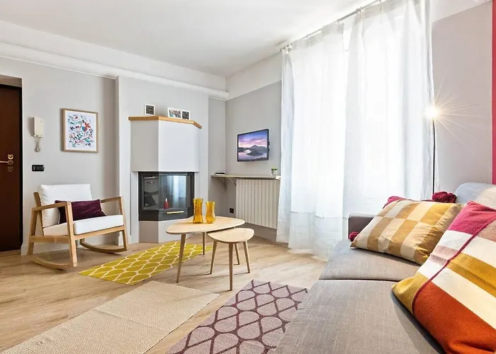 Lejlighed Guesthost - Navigli & Porta Genova M2 Cozy Milano