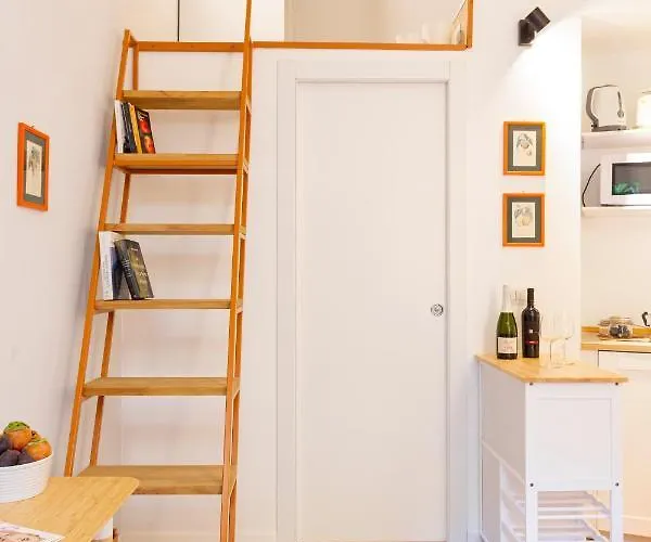 Guesthost - Comfy In Isola *