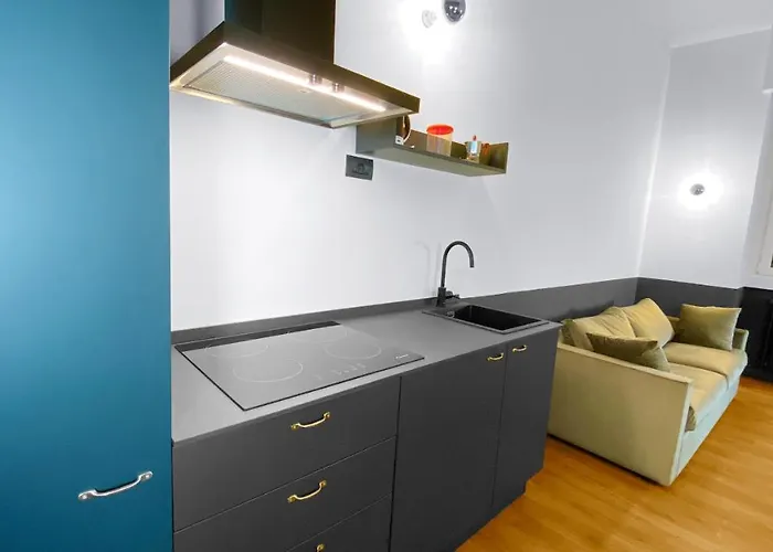 Station Apartment Milan