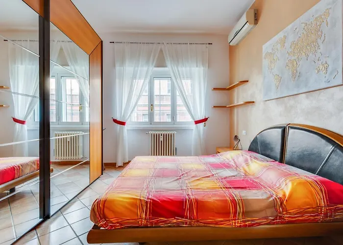 Guesthost - Darsena & Navigli Cosy Flat מילאנו