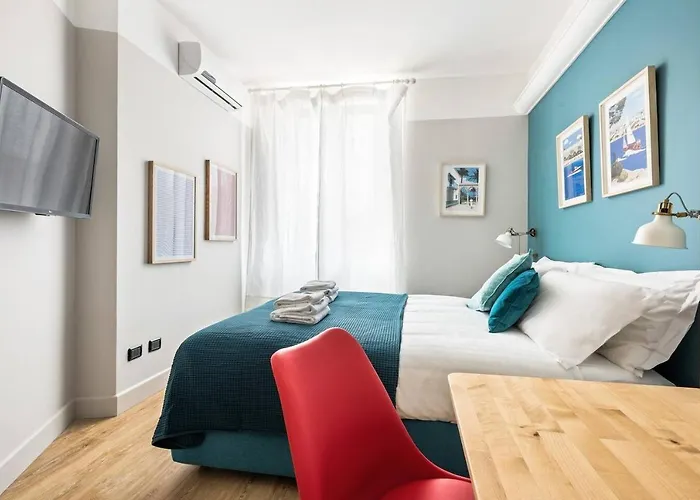 Guesthost - Navigli & Porta Genova M2 Cozy *