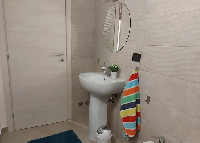 Bnbook-villa Molinari * Milano