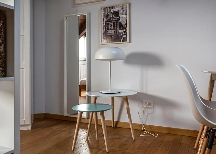 Hostmate - - Farini - Isola * Milano