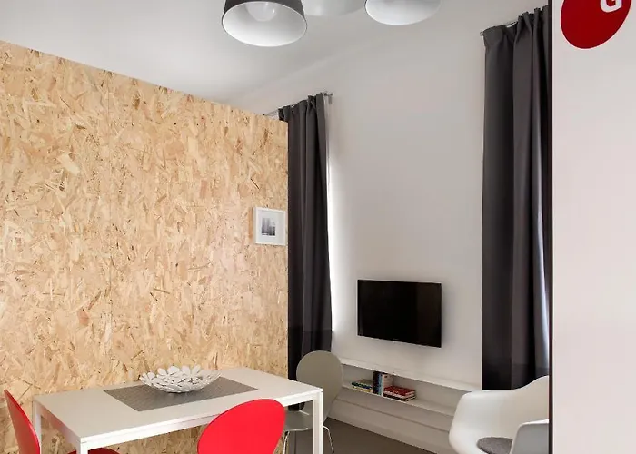 Up To - Citta Studi Appartement *