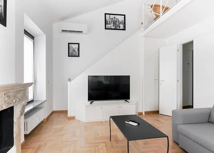 Appartement Hostmate - - Vicolo Fiori - Brera *