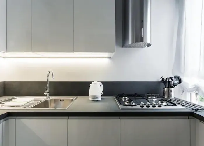 Citta Studi Bright And Stylish Flat With Balcony