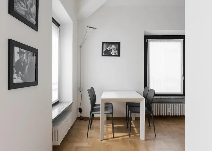 Hostmate - - Vicolo Fiori - Brera Апартаменты Милан
