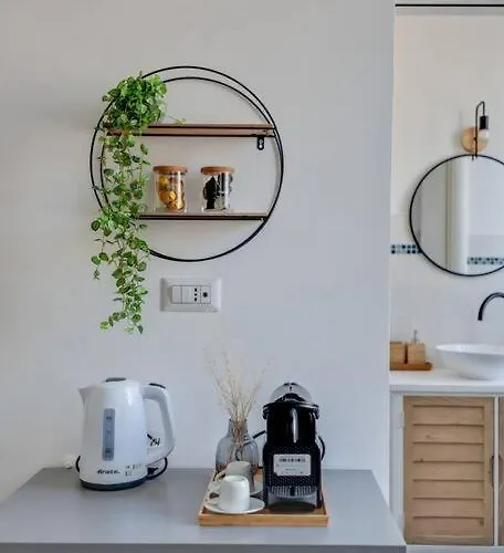 Easylife - - Seveso 44 - * Милан