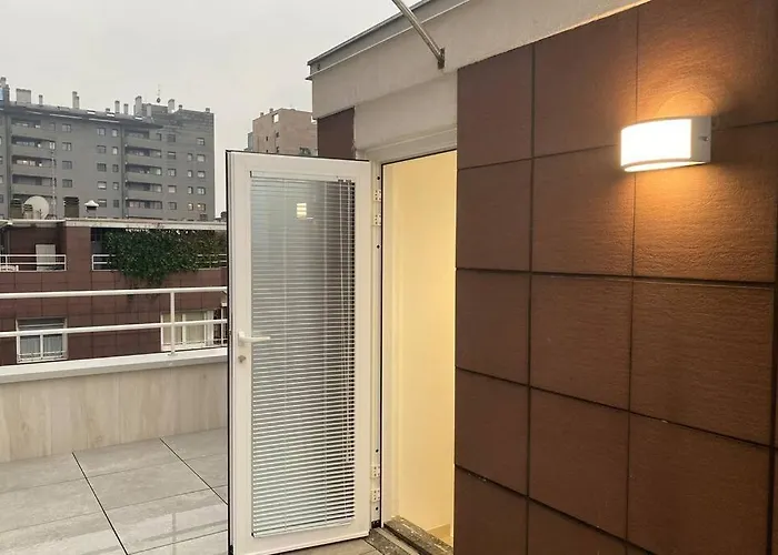 Attico Milano-bicocca Milán