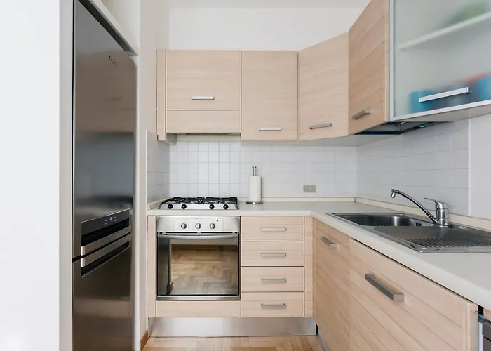Hostmate - - Vicolo Fiori - Brera Апартаменты Милан