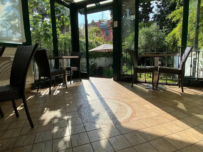 Due Giardini 2* ميلان