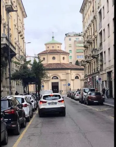 Unique In Center