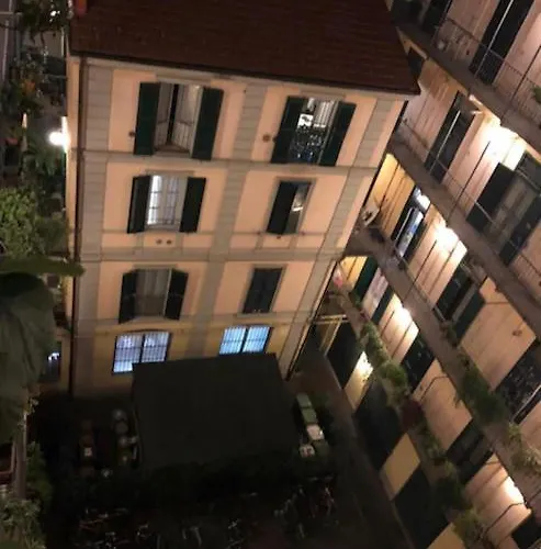 Unique In Center Milánó