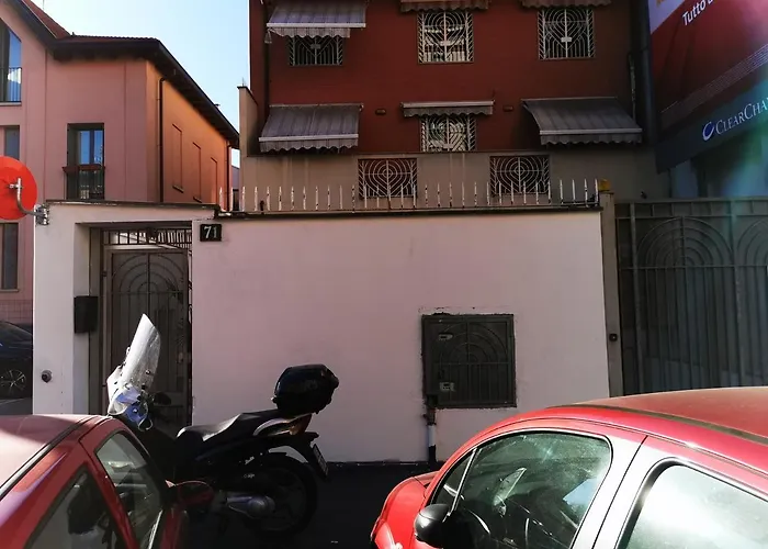 New Luxury Apartment, City Center * Milánó