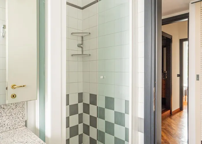 Two-bedroom Near Corso Indipendenza