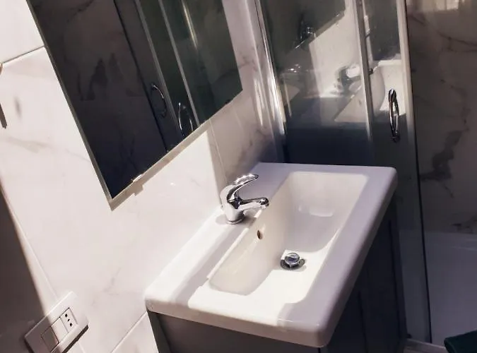 Leonardo Da Vinci / Galeazzi Lägenhet *