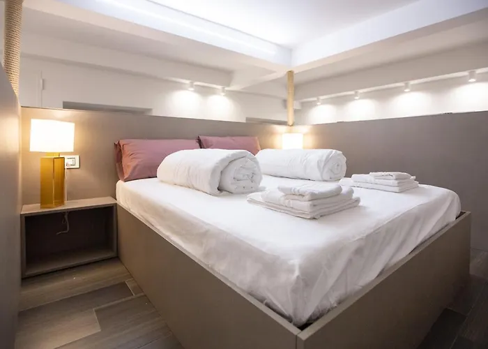 San Gregorio Luxury Master Guest דירה *
