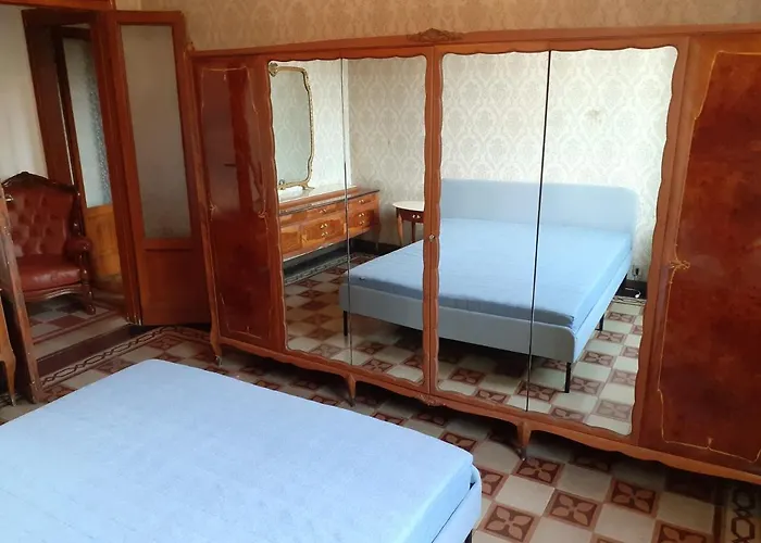 Meneghina House
