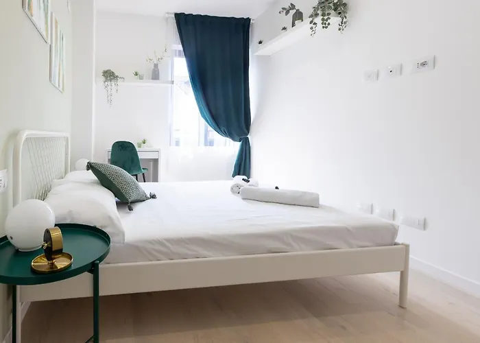 Arici 15 * Milan
