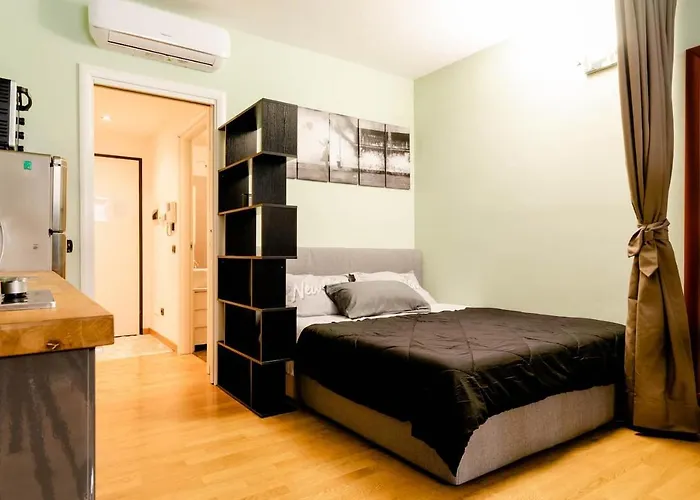 - 24h Self Checkin * Milán