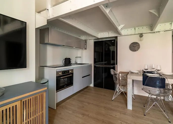 The Rent - Lovely Loft With Balcony Near Piazza Vetra Daire Milano