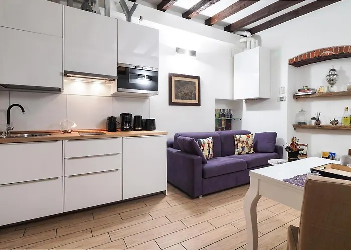 Apartament Corso Genova 21, Navigli & Duomo - Charming Mediolan