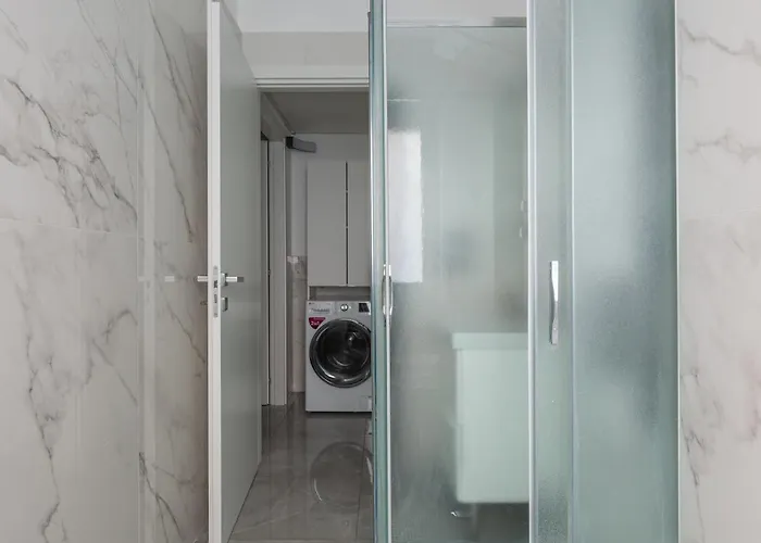Apartman Bnbutler - Largo Promessi Sposi - Moderno E Confortevole *