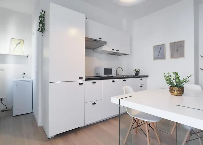 Primopiano - Napo Torriani Apartman