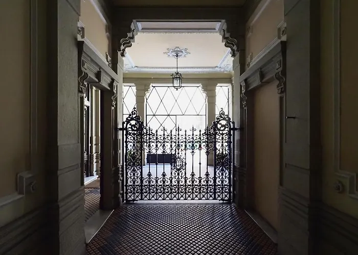 Primopiano - Cantoni * Milánó