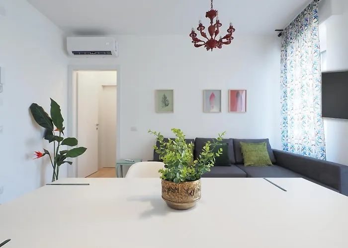 Primopiano - Napo Torriani Apartman *